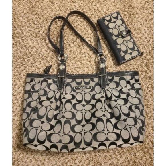 Coach Handbags - 💸SOLD EUC Coach Signature Black Gray Handbag Purse & Matching Wallet